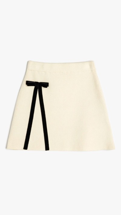 Kız Çocuk Beli Lastikli Fiyonk Detaylı Triko Etek