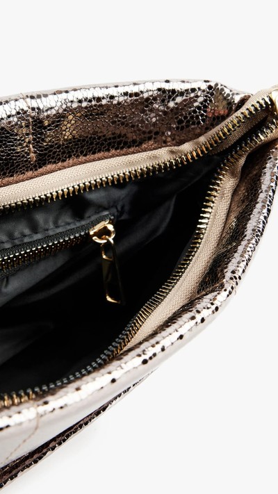  Metalik Görünümlü Fermuarlı Kapitoneli Askılı Omuz Çantası