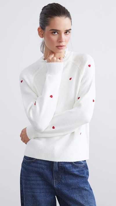 Turtleneck Heart Embroidered Women's Knit Sweater