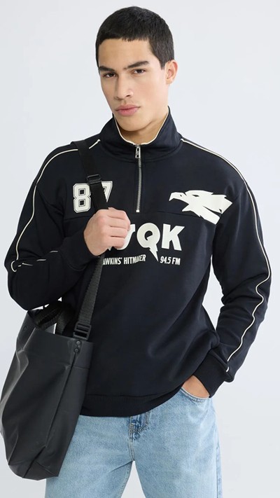  Funnel Neck Printed Men's Thick Sweatshirt